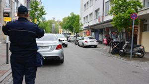 Verkehrsberuhigung in Stuttgart: Stadt zeigt Parksündern die Rote Karte