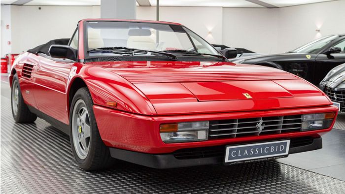 Oldtimer-Messe Retro Classics in Stuttgart: Diese Oldtimer gingen bei der Auktion weg – Ferrari brachte am meisten Geld