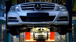 Streit um Dumpinglöhne bei Daimler