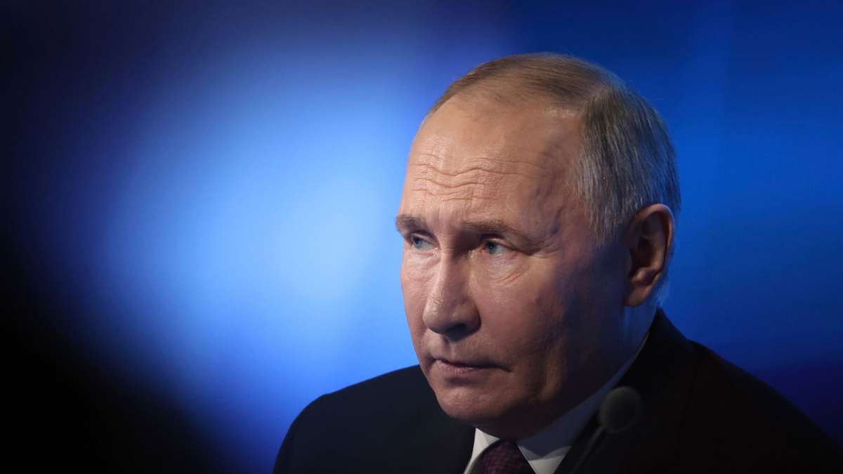 Russischer Präsident: Fünfte Amtszeit: Nicht nur der Krieg setzt Putin zu