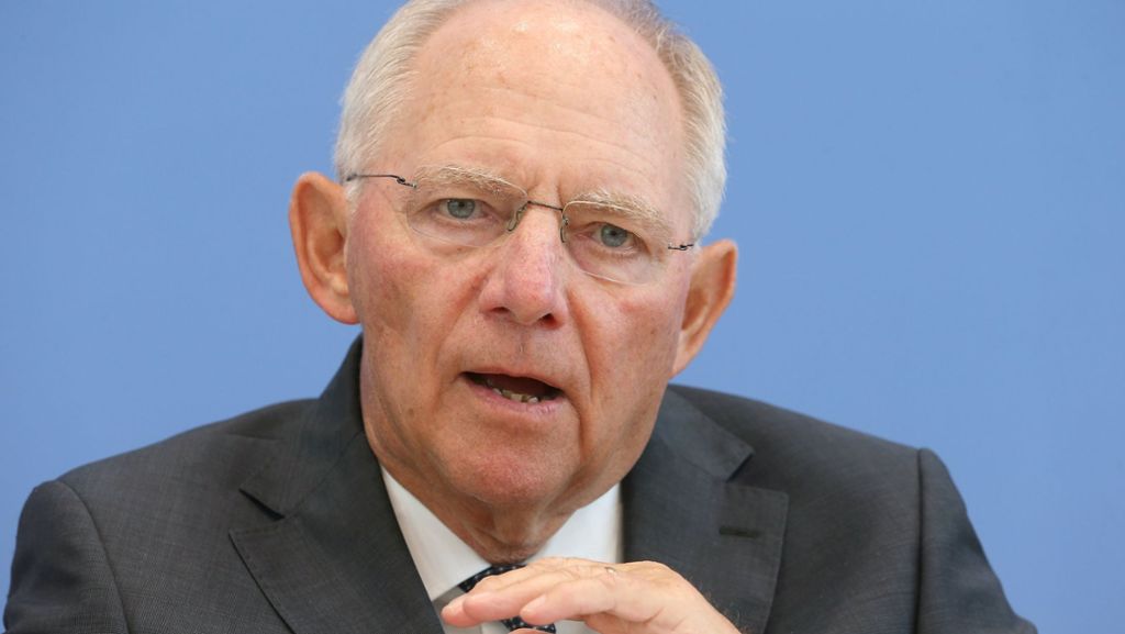 Bundeshaushalt: Schäuble sammelt Überschuss in Rekordhöhe an