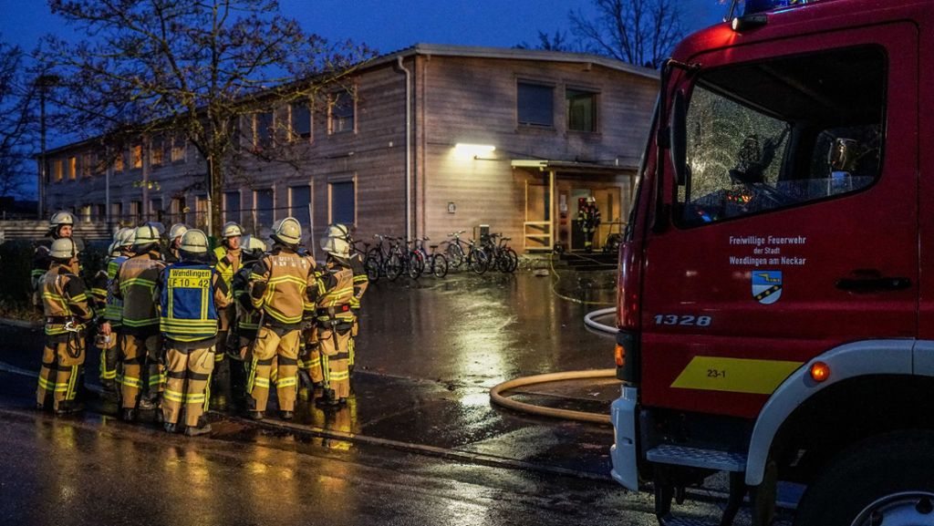 Brand in Wendlingen am Neckar: Bewohner retten sich aus brennender Flüchtlingsunterkunft
