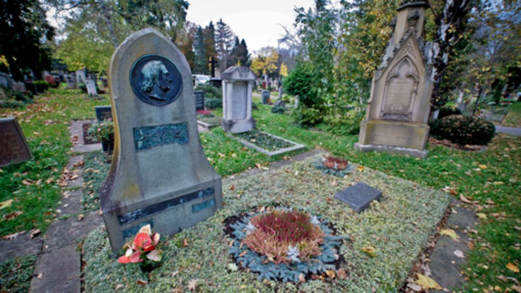 Friedhöfe in Stuttgart: Auf der Suche nach berühmten Gräbern
