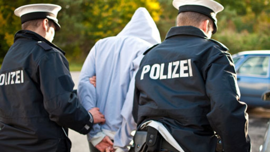 Blaulicht aus der Region Stuttgart: 28. Oktober: 17-Jährigen bei Einbruch erwischt