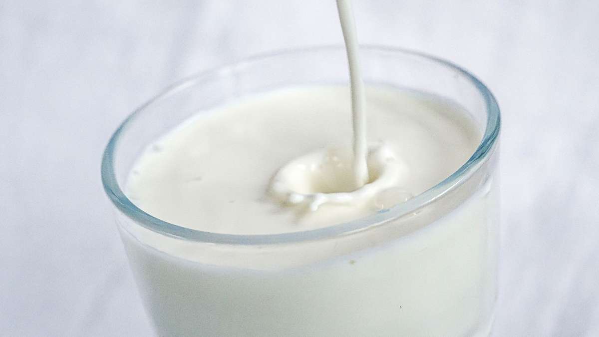 Lebensmittel: Verbraucher verzehren weniger Milch, Käse und Butter