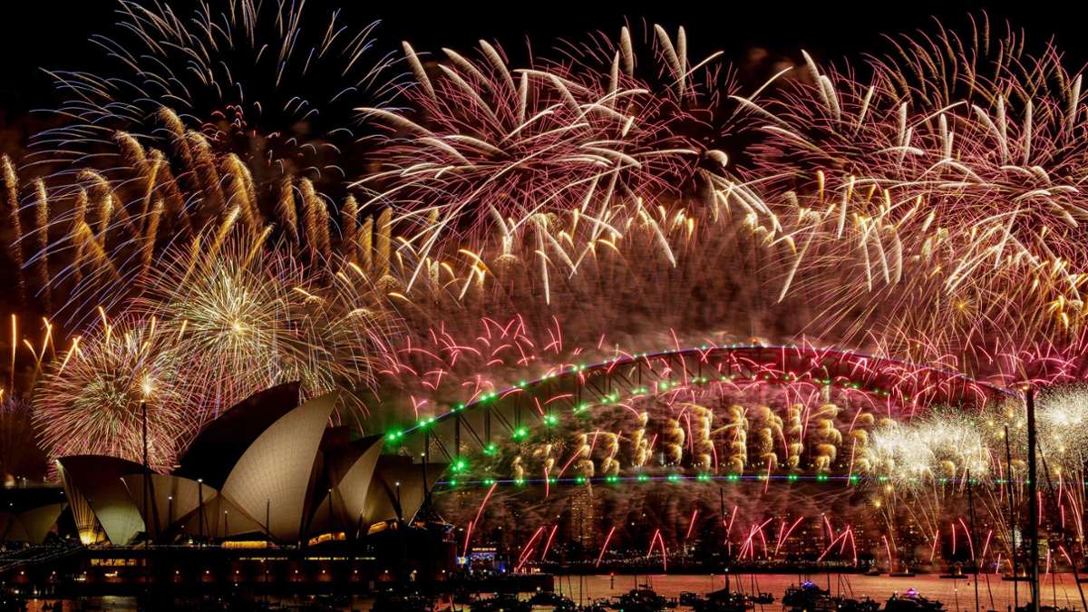 Silvester in Australien: Sydney begrüßt das Neue Jahr mit spektakulärem Feuerwerk