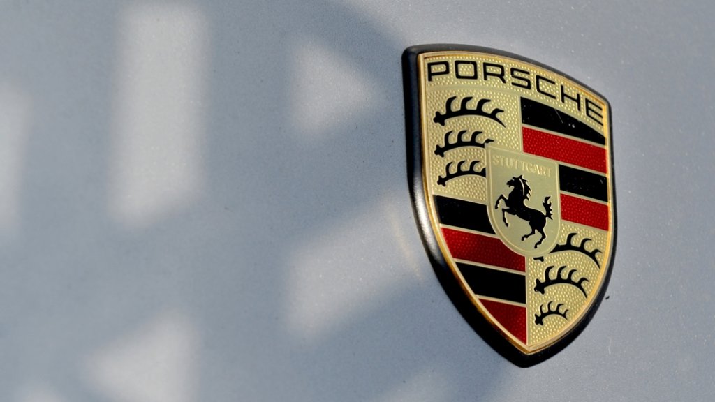 Weissach: Porsche spendet für Klimaschutz