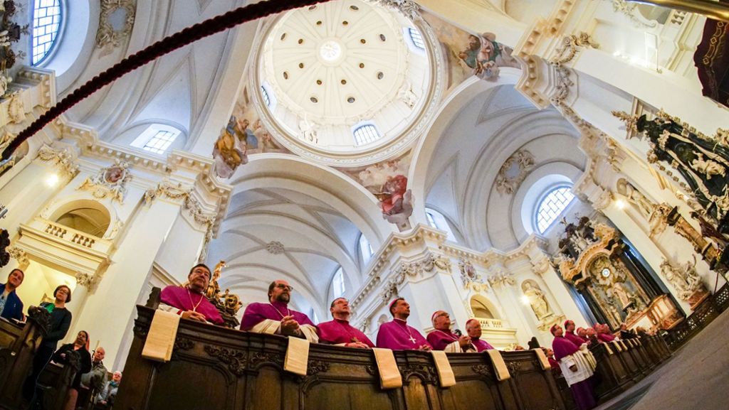 Vollversammlung in Fulda: Bischöfe ebnen Weg zur Reformdiskussion