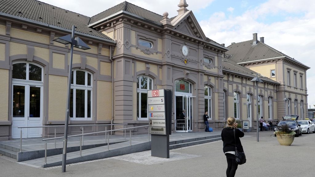 Evakuierter Bahnhof in Baden-Baden: Gepäck-Besitzer versteckten sich auf Zugtoilette