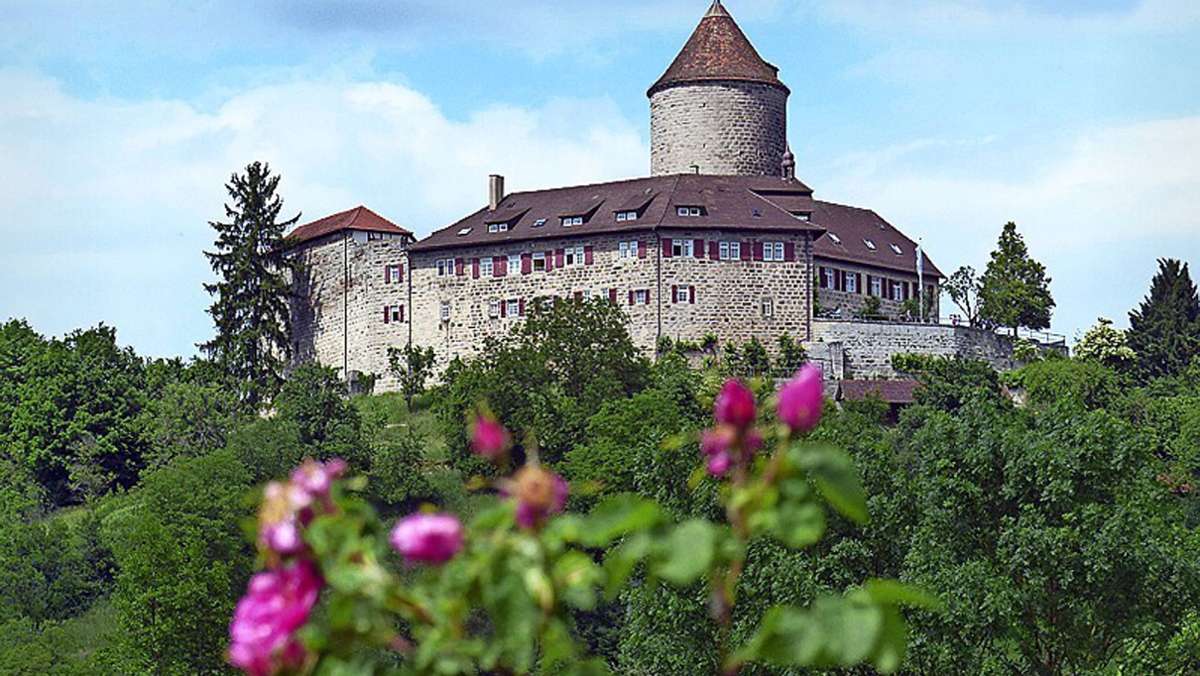Internat  auf Burg Reichenberg: Neue Truppe belebt altes Gemäuer