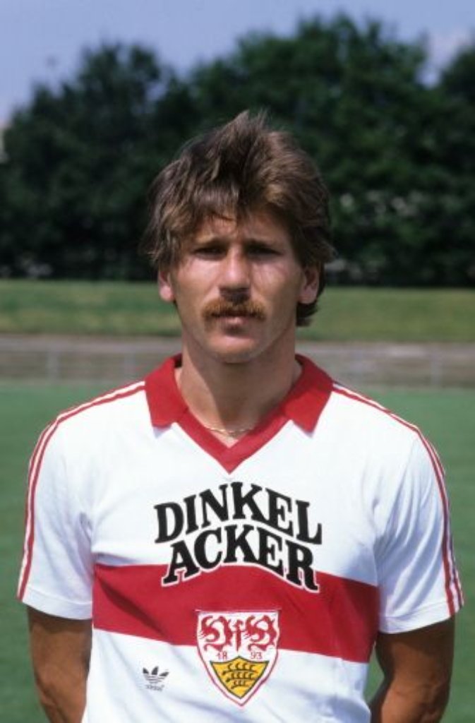 Im eigenen Stadion trifft Walter Kelsch in der Saison 1983/1984 zum 1:0-Sieg über die Konkurrenz von der Isar.