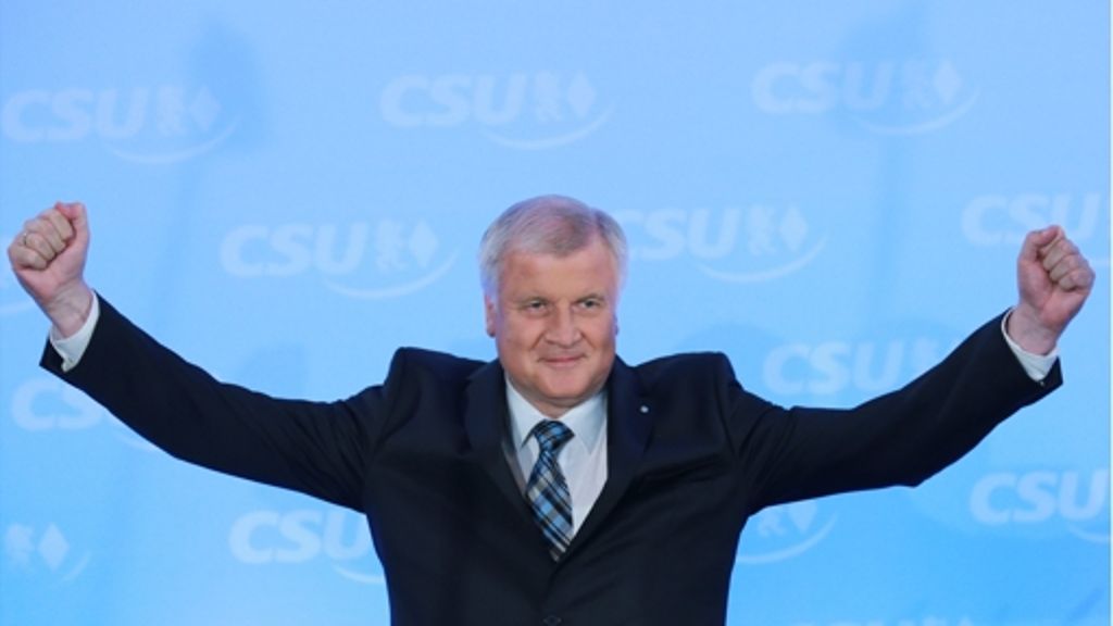 Landtagswahl in Bayern: CSU holt absolute Mehrheit