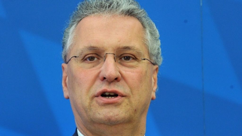Entgleisung bei „Hart aber fair“: Bayern-Minister nennt Roberto Blanco „Neger“
