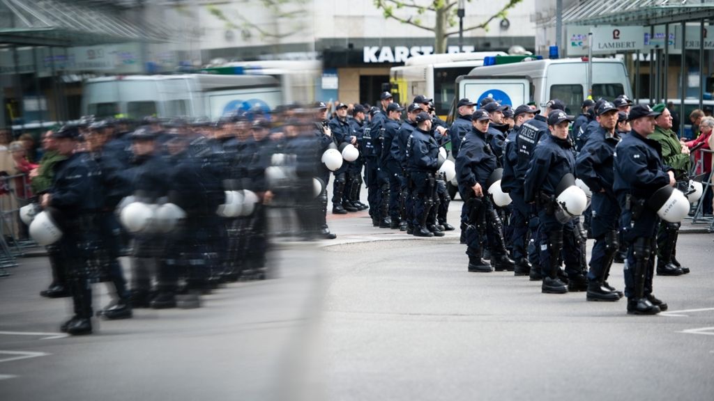 Nach Pegida-Demonstration in Stuttgart: Prozess gegen Pegida-Gegner verschoben