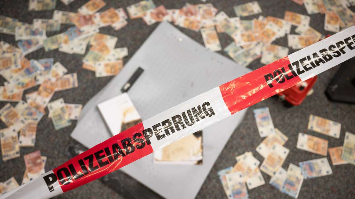 Druck bei der Polizei: Gesprengte Geldautomaten: Bürgermeister schreiben Brandbrief