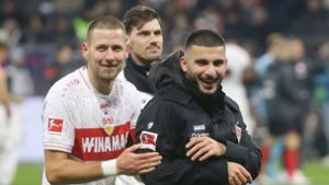 VfB-Spieler bei Celo & Abdi: Deniz Undav und Waldemar Anton überraschen auf Rap-Konzert