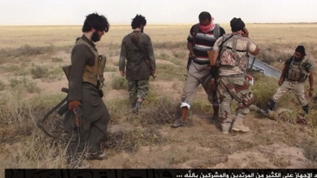 Terrormiliz Islamischer Saat: IS richtet im Irak 185 Soldaten hin