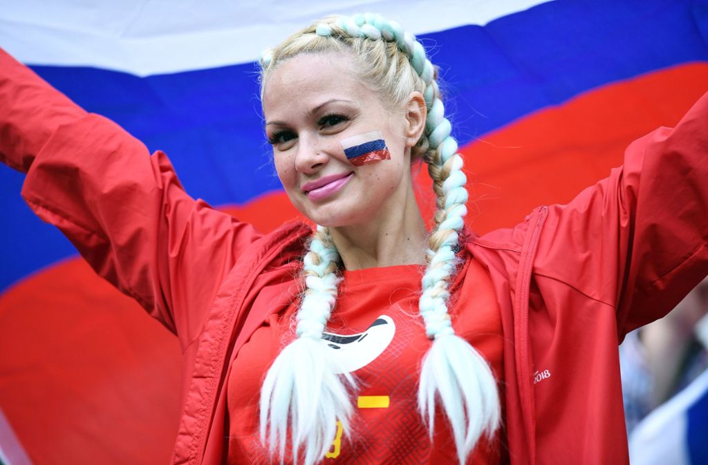Beim ersten Spiel der WM treffeb Gastgeber Russland gegen Saudi-Arabien aufeinander.