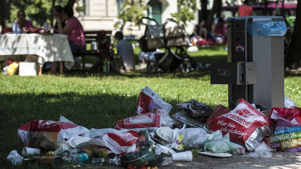 Stuttgart: Müll auf den Gehwegen  soll verschwinden