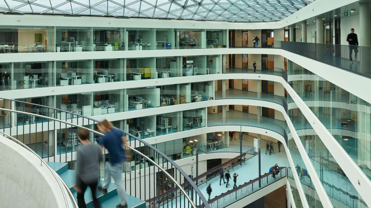 Duale Hochschule Baden-Württemberg: DHBW-Stuttgart: Starker Zuwachs bei den Studienanfängern