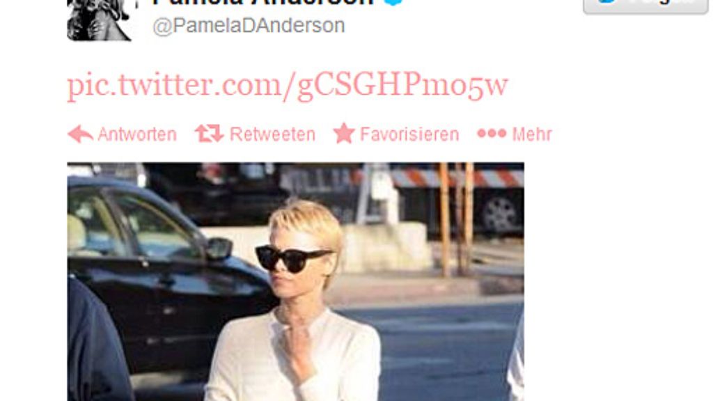 Frisuren-Foto auf Twitter: Pamela Anderson trägt ihre Haare jetzt raspelkurz