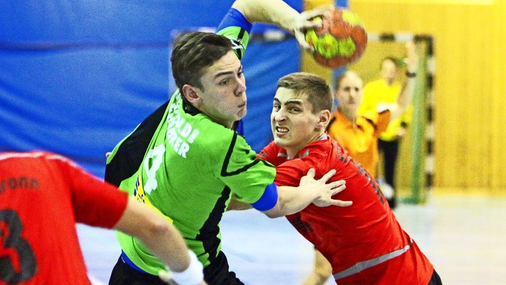 Handball: Geschenke   verteilt im  Top-Spiel    keiner