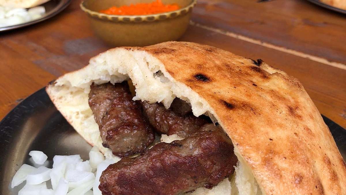 Cevapcici und Burek statt Döner: 7 mal Balkan-Food in Stuttgart