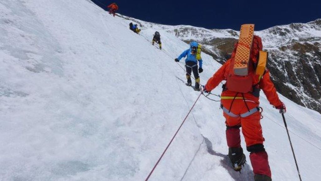 Serie Gipfeltraum: Ein Blinder auf dem Mount Everest: Andy Holzers Aufstieg über die Nordroute