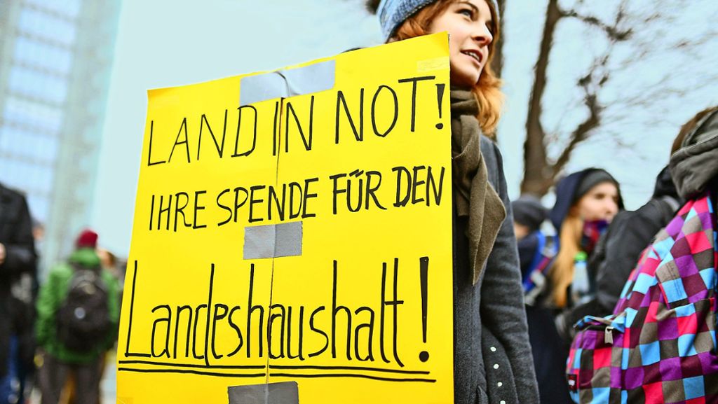 Haushaltsdebatte im Landtag: Opposition vermisst Schuldenabbau