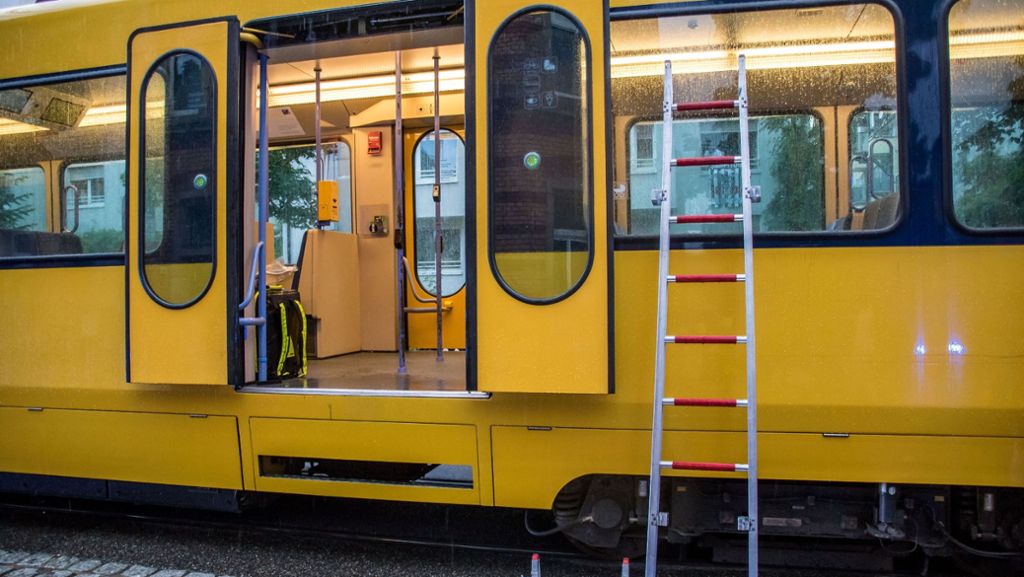 Stuttgart: Elfjähriger von Stadtbahn erfasst und verletzt