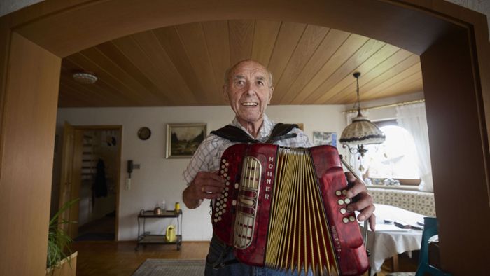 Der  94-jährige Willi Fischer aus Hohenlohe: Hohner und Horex