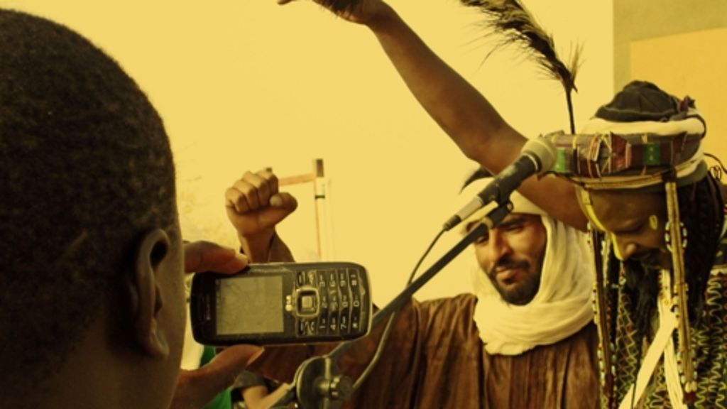 Crowdfunding für not just phones: Stuttgarter Filmemacher wollen Rock aus der Sahelzone dokumentieren