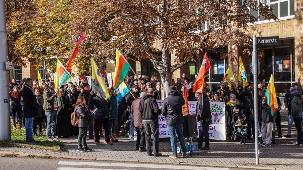 Nach Festnahmen in der Türkei: Kurden demonstrieren in Stuttgart