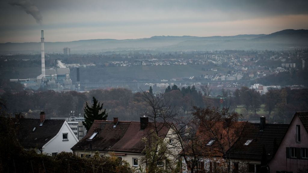 Dicke Luft in Stuttgart: Wie der Feinstaub die Stadt verschleiert