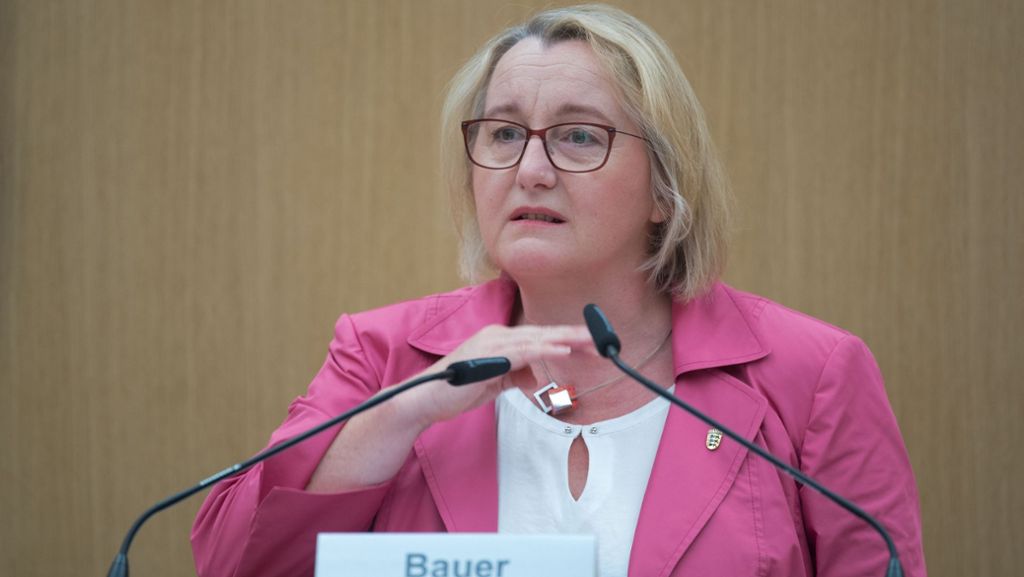 Zulagen für Professoren in Baden-Württemberg: Bauer prüft alle Hochschulen