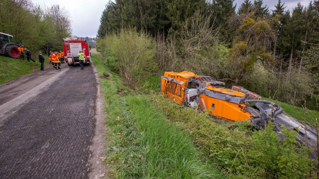 Schwerer Arbeitsunfall in Oppenweiler: Maschinenführer tödlich verunglückt