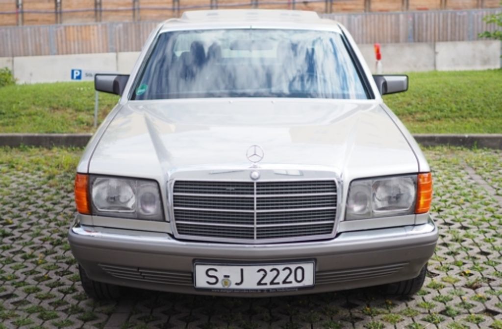 Beim Treffen des Mercedes-Benz S-Klasse Clubs Sektion Württemberg in Stuttgart sind alle Modelle der Luxuslimousine vertreten.