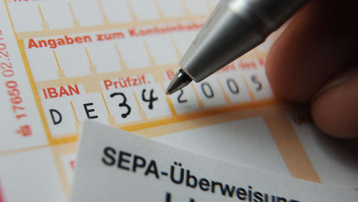 Kritik an Service in Filderstadt: Bankkunden pochen auf Papier-Überweisungen