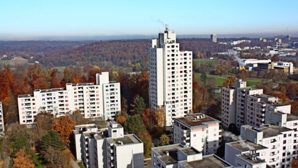 SWSG-Hochhäuser in Stuttgart Vaihingen: Lokalpolitiker loben Lauchhau-Sanierung