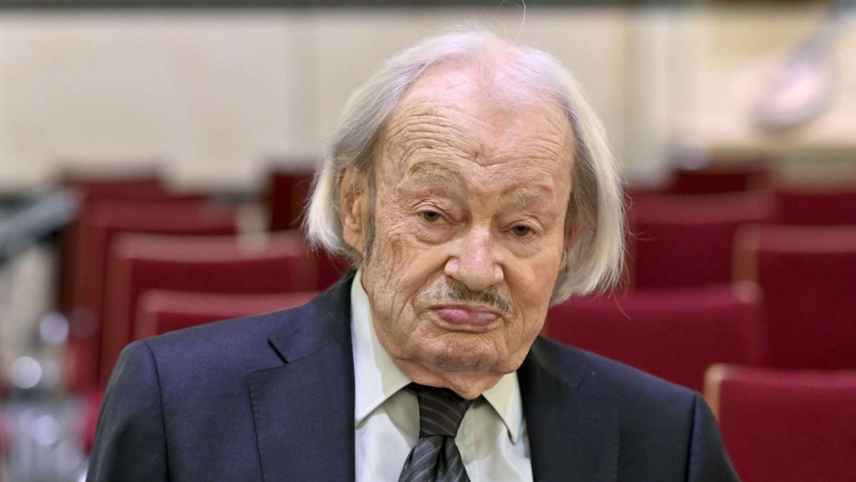 Friedrich Cerha ist tot: Österreichischer Komponist stirbt mit 96 Jahren