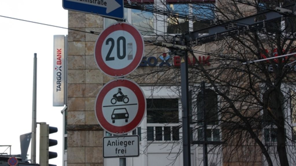 Badstraße in Bad Cannstatt: Mehrheit für Verkehrsinsel