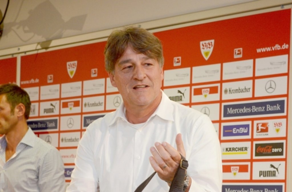 2013 - 2016: Mit beeindruckenden 97,4 Prozent der Stimmen (zum Vergleich: Vorgänger Gerd Mäuser erreichte 58,7 Prozent) wird der ehemalige Adidas-Manager Bernd Wahler auf der Mitgliederversammlung der Roten am 22. Juli zum neuen VfB-Präsidenten gewählt.