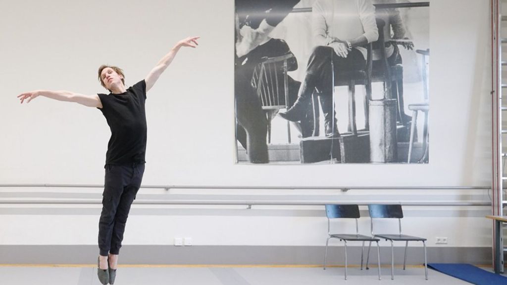 Erstes Fotobuch von Ballettstar  Roman Novitzky: „Der tanzende Blick“ wird am 15. Juli präsentiert