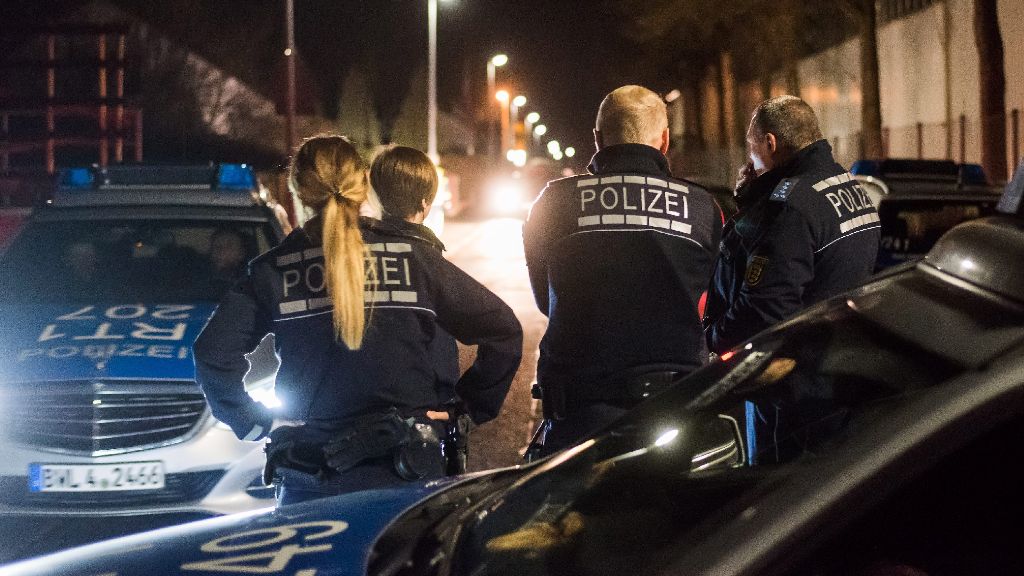 Polizei-Einsatz in Neuhausen: Flüchtiger Gefangener verschanzt sich in Garage