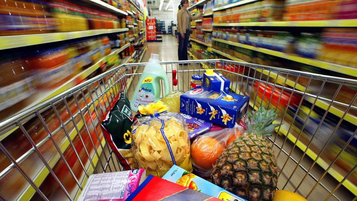 Etikettenschwindel in Supermärkten: Foodwatch verleiht Negativpreis „Goldener Windbeutel“
