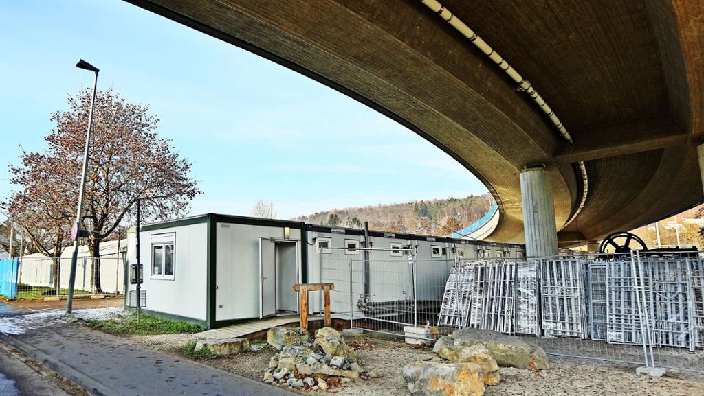 Ebersbacher Gemeinderätin kritisiert Camp: Ist die Unterbringung  menschenwürdig?