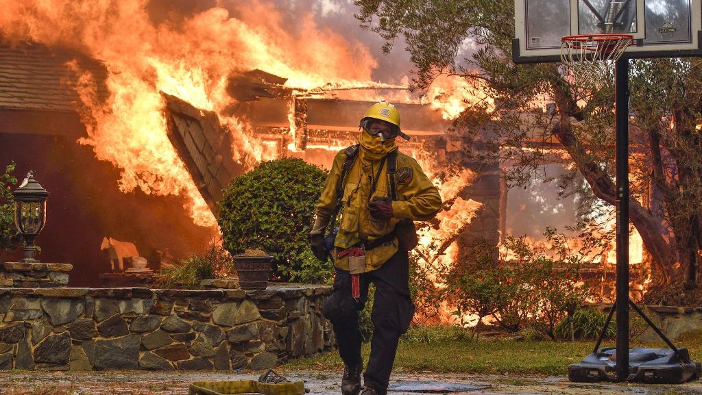 Wald- und Buschbrände: Kalifornien kämpft gegen die Flammen