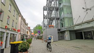Esslinger Bahnhofstraße: Hässliche Anbauten am Karstadt-Haus sollen weichen