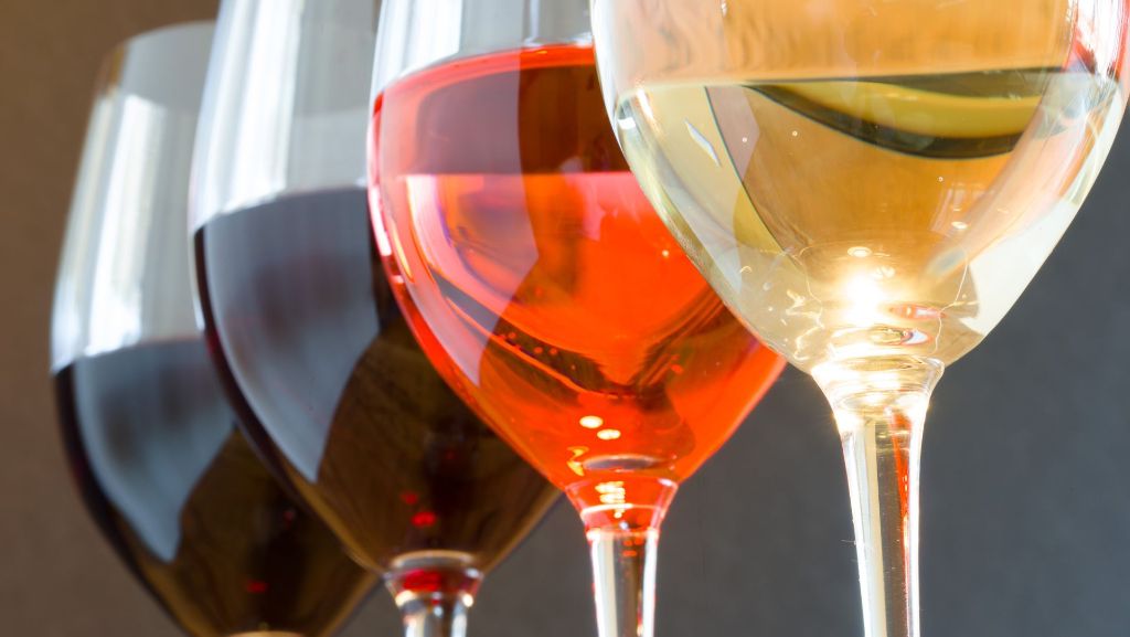 Wein-Experte Ernst Büscher: Was Wein-Laien wissen sollten