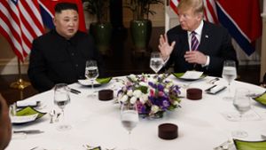 Donald Trump und Kim Jong Un gönnen sich Schokotörtchen